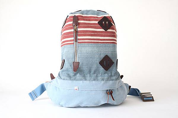 visvim-summit-papoose-stripe-backpack-01.jpg