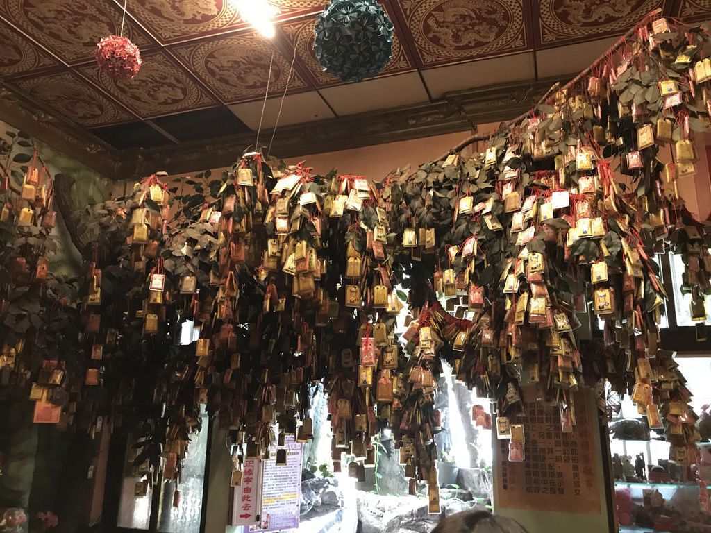 [台中西屯]慈德慈惠堂有月老郵局可以寄信給月老,每週六下午