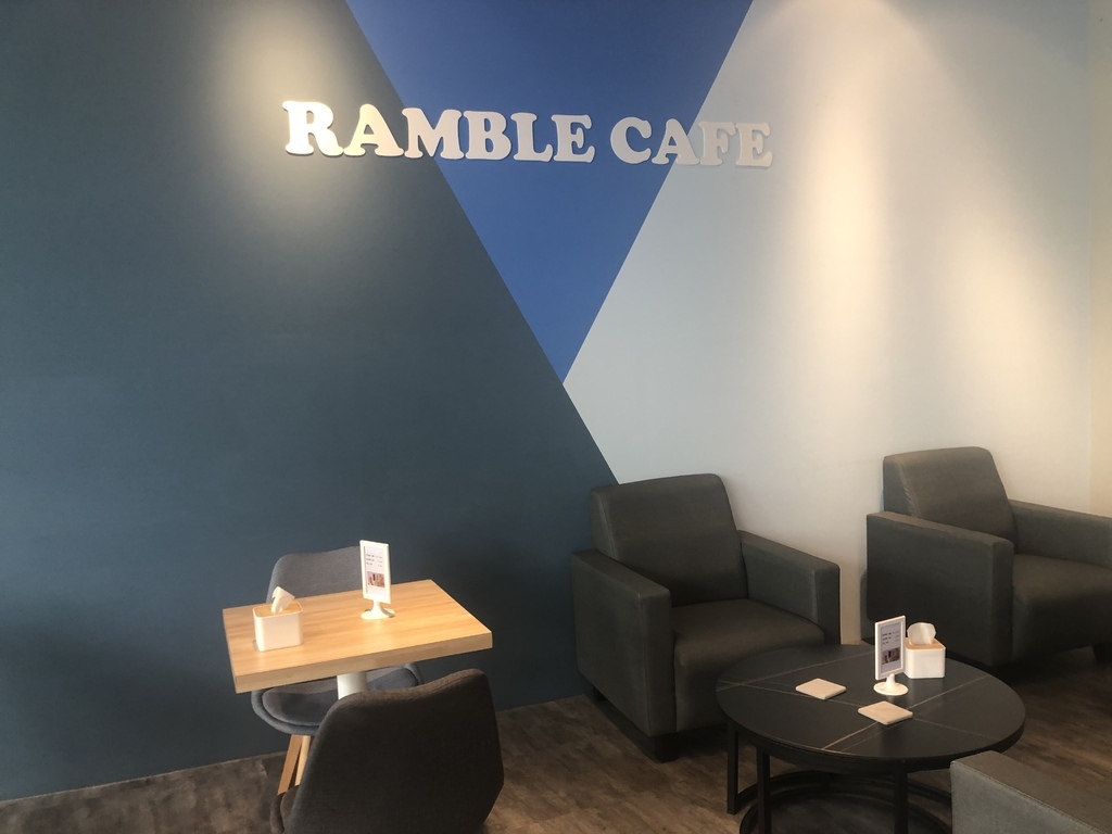 ［彰化田中］漫步藍咖啡 田中店 Ramble Cafe~空間