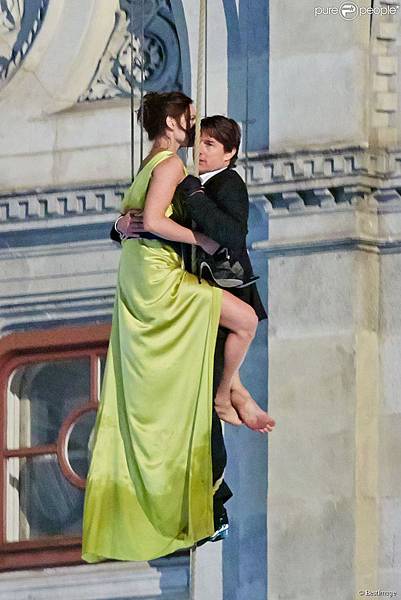 1568385-rebecca-ferguson-et-tom-cruise-sur-le-950x0-1.jpg 1568385-rebecca-ferguson-et-tom-cruise-sur-le-950x0-1.jpg