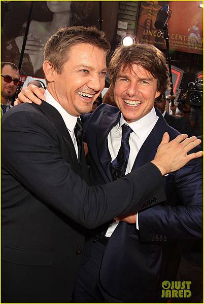tom-cruise-jeremy-renner-mission-impossible-premiere-04.JPG tom-cruise-jeremy-renner-mission-impossible-premiere-04.JPG