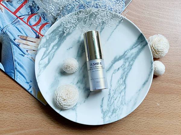 DR.SHINE藍金光澤亮眼撫紋精華霜14.jpg DR.SHINE藍金光澤亮眼撫紋精華霜14.jpg