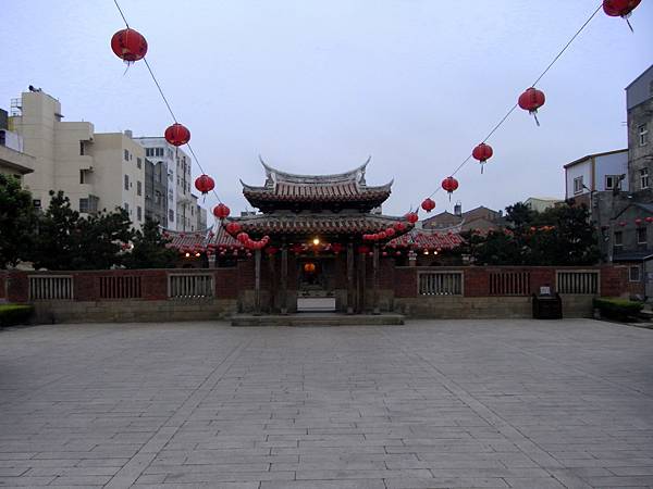 鹿港龍山寺