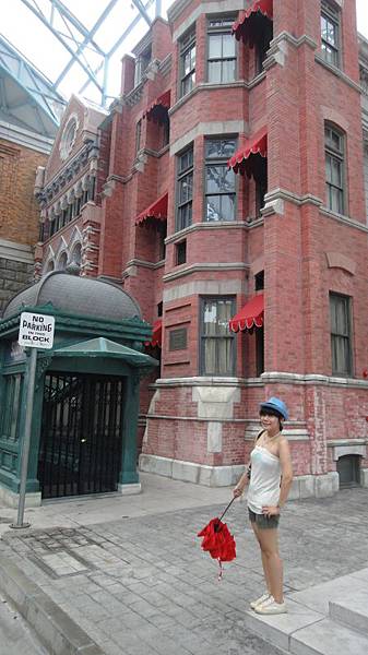 今天真的太幸運沒太陽但還是悶悶悶悶悶悶 外套穿不住~