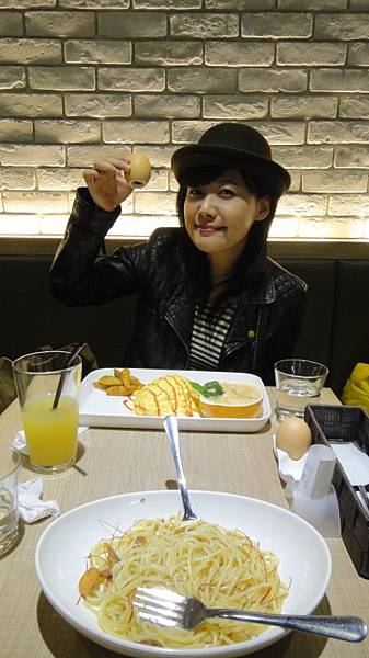 南港Citylink吃充滿蛋黃哥的Q丸QMaru-和洋食堂