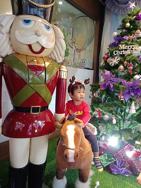 12-21 內湖聖誕趴(7).jpg