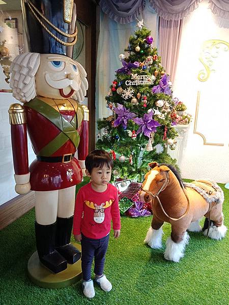 12-21 內湖聖誕趴(8).jpg