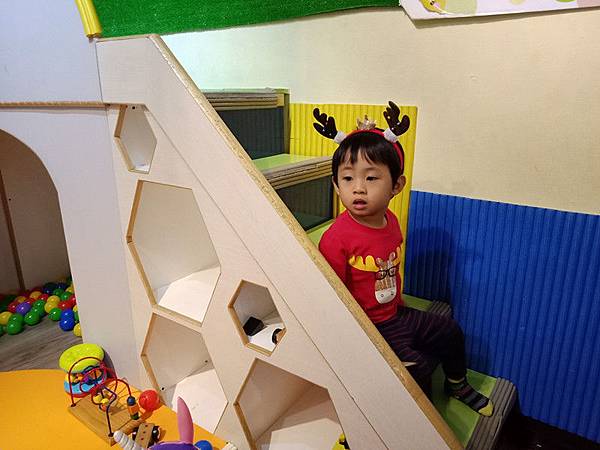 12-21 內湖聖誕趴(17).jpg