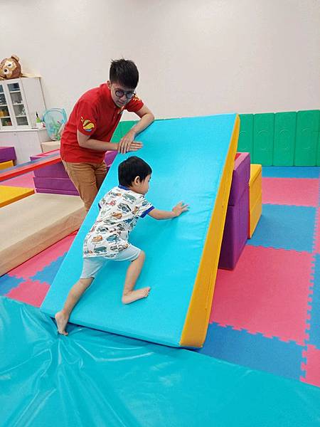 04-25 (10).jpg 04-25 (10).jpg