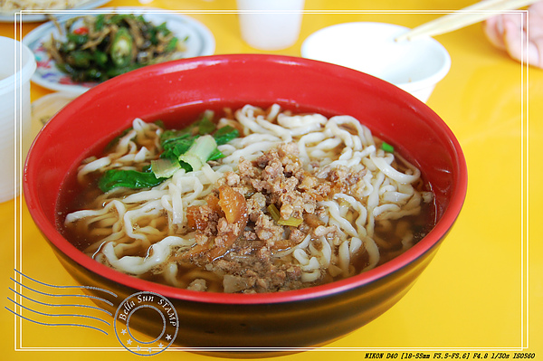 榨菜肉絲麵~這就是"南華麵"