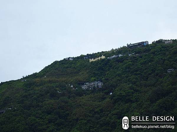 開了3.5小時看到今晚的民宿了