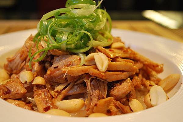 夏夜啤酒良伴~麻辣涼拌雞絲 Shredded Chicken w/ Sichuan Pepper Sauce 