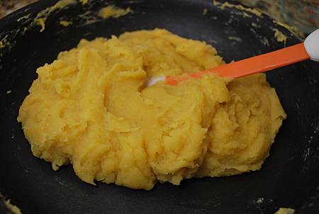 台式月餅～滷肉綠豆椪 Minced Pork & Mung Bean Pastry (Moon Cake)