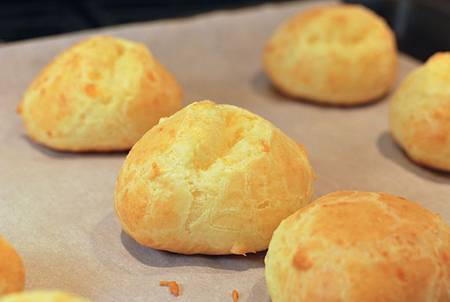 巴西人最瘋這球:巴西起司麵包球 Pão de Queijo