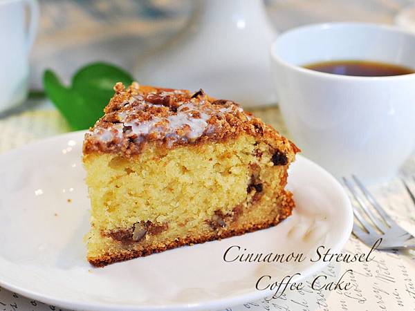無法抗拒的誘惑:肉桂佐咖啡蛋糕 Cinnamon Streusel Coffee Cake 無法抗拒的誘惑:肉桂佐咖啡蛋糕 Cinnamon Streusel Coffee Cake