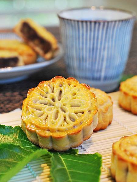 中秋月餅大挑戰:廣式豆沙核桃月餅 Red Bean & Walnut Moon Cake
