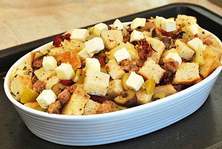 比火雞更期待的:香腸栗子蘋果填料 Sausage, Chestnut and Apple Stuffing