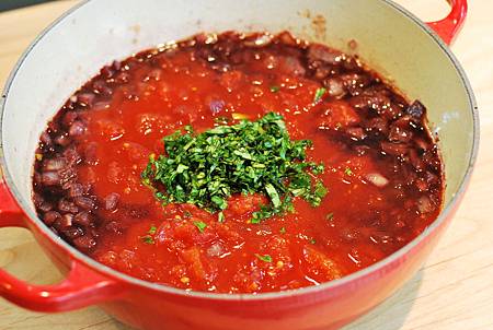 義大利媽媽經典：手工義大利麵佐蕃茄羅勒醬 Homemade Pasta w/ Marinara Sauce 