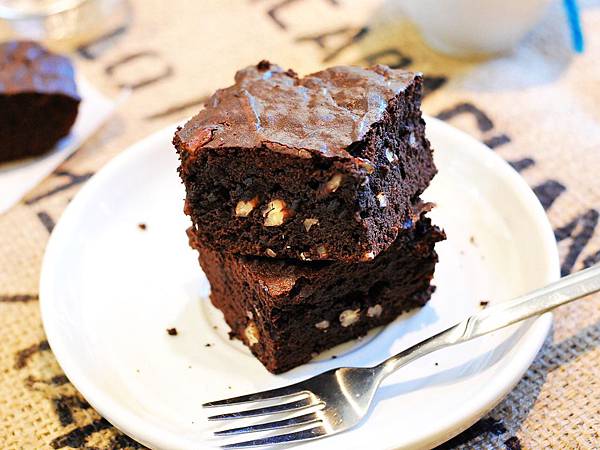 甜心女孩都要會!咖啡店的布朗尼 Kahlúa Chocolate Brownies