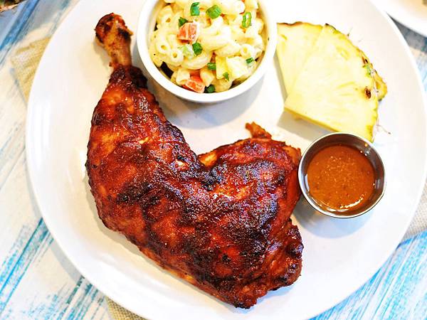 陽光沙灘夏威夷:轉轉烤雞佐鳳梨通心粉沙拉 Huli Huli Chicken w/ Pineapple Macaroni Salad