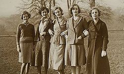 250px-Mitford_sisters.jpg