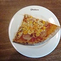 083. 第三天午餐 organic pizza.JPG