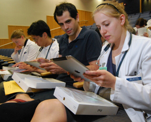 Yale Gives iPad 2 to Every Med Student