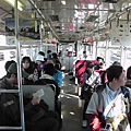 電車內部