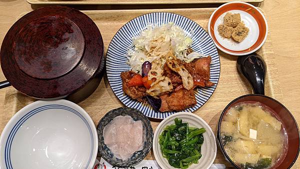 [食記] 汐止 一秒飛到日本吃定食料理『幸福家』