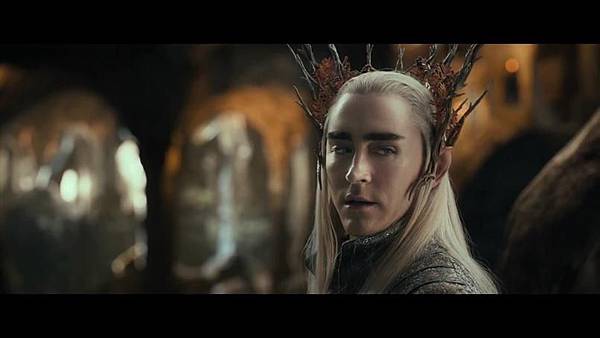 the-hobbit-the-desolation-of-smaug-official-teaser-trailer-hd-mp4_000022063_806x453