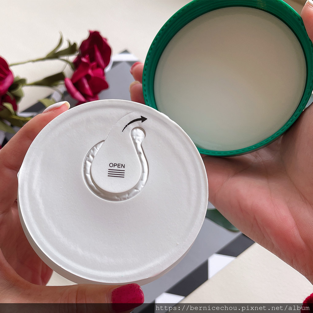 medicube積雪草修護爽膚棉+積雪草修護精華8.jpg medicube積雪草修護爽膚棉+積雪草修護精華8.jpg