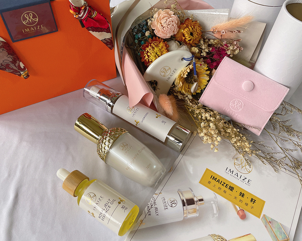 嬡妹籽蜂王乳霜2.jpg 嬡妹籽蜂王乳霜2.jpg