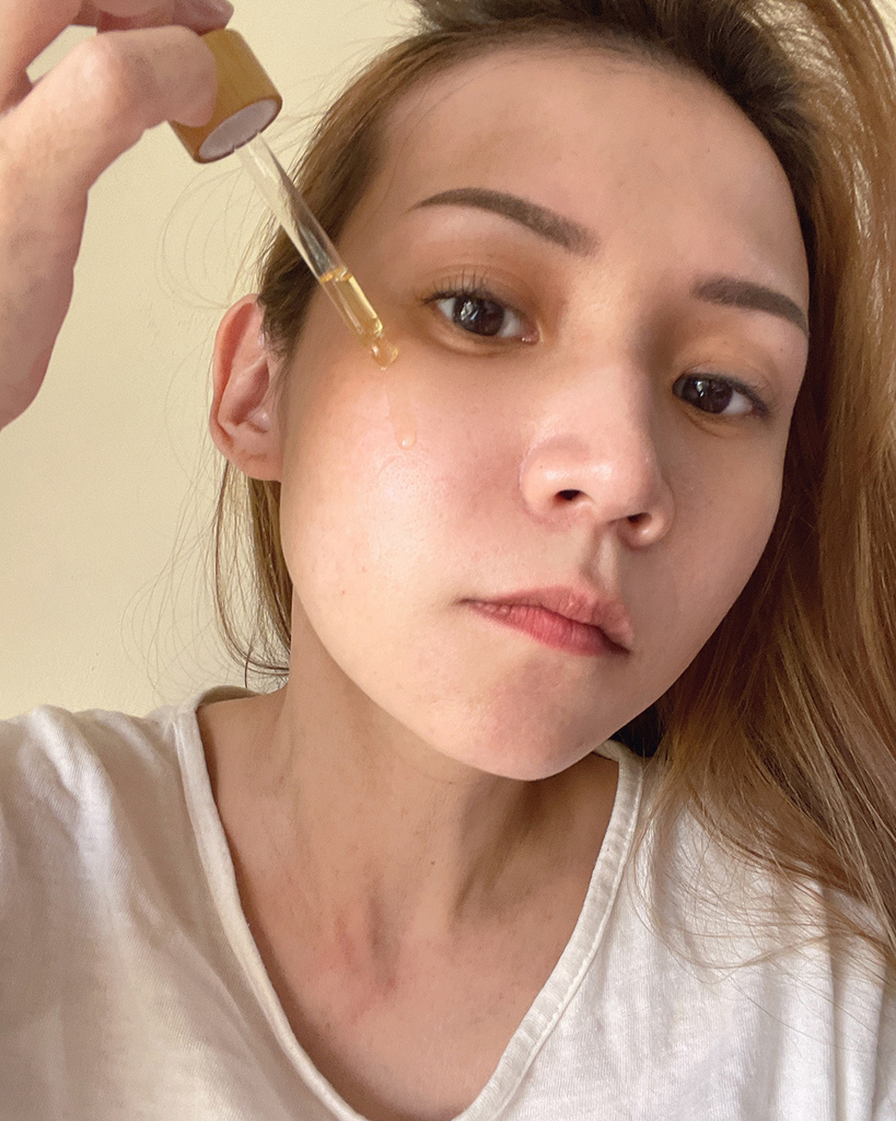 嬡妹籽蜂王乳霜16.jpg 嬡妹籽蜂王乳霜16.jpg