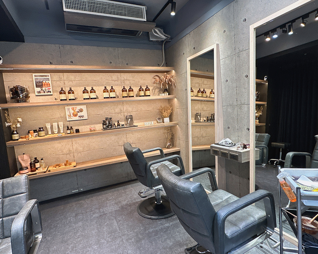 RadixHairDesign7.jpg RadixHairDesign7.jpg