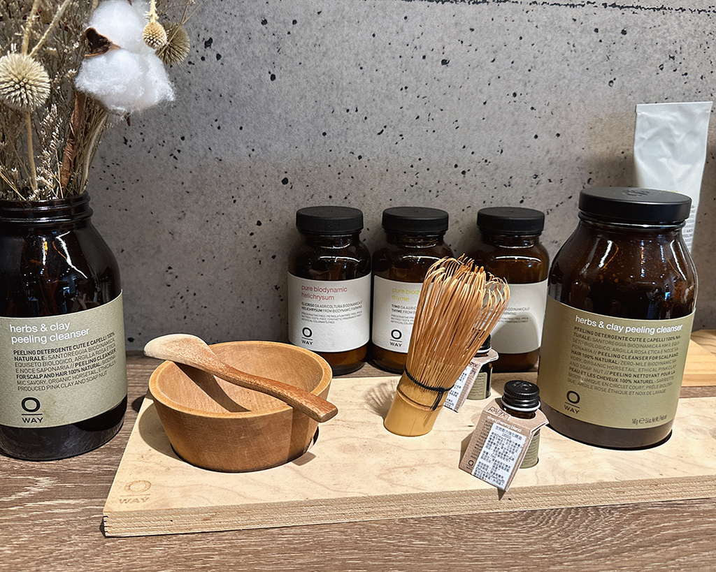 RadixHairDesign17.jpg RadixHairDesign17.jpg