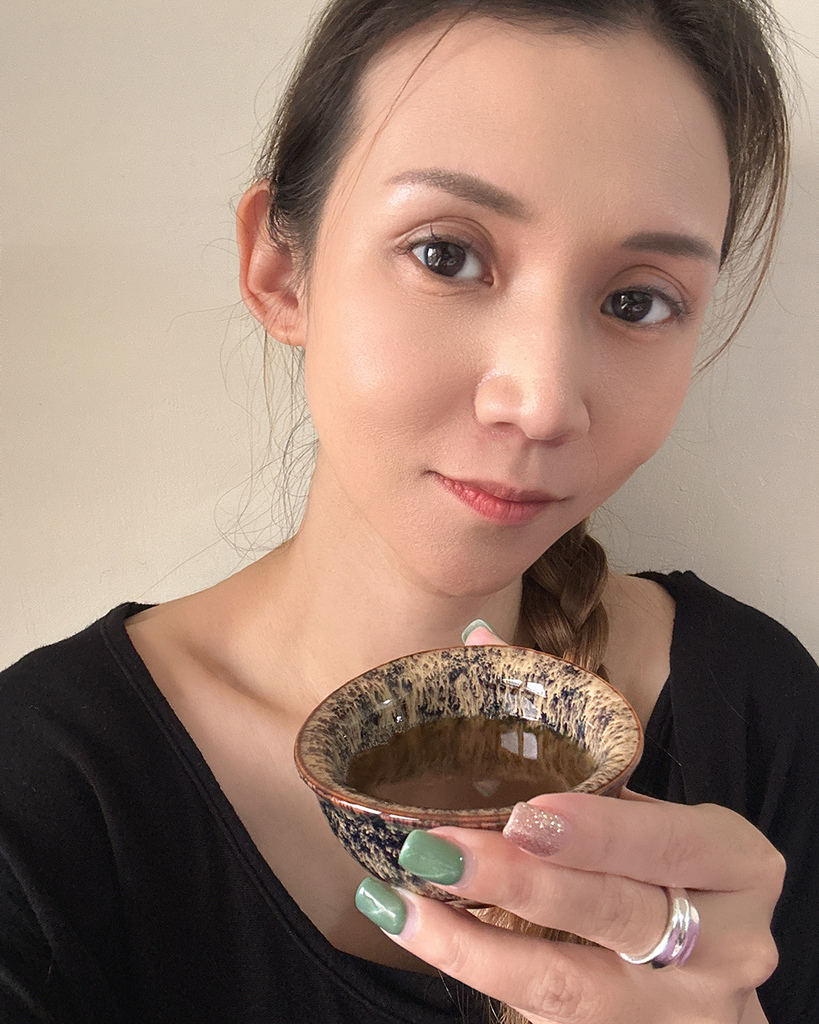 芳茲日月養生滴雞精禮盒款9.jpg 芳茲日月養生滴雞精禮盒款9.jpg