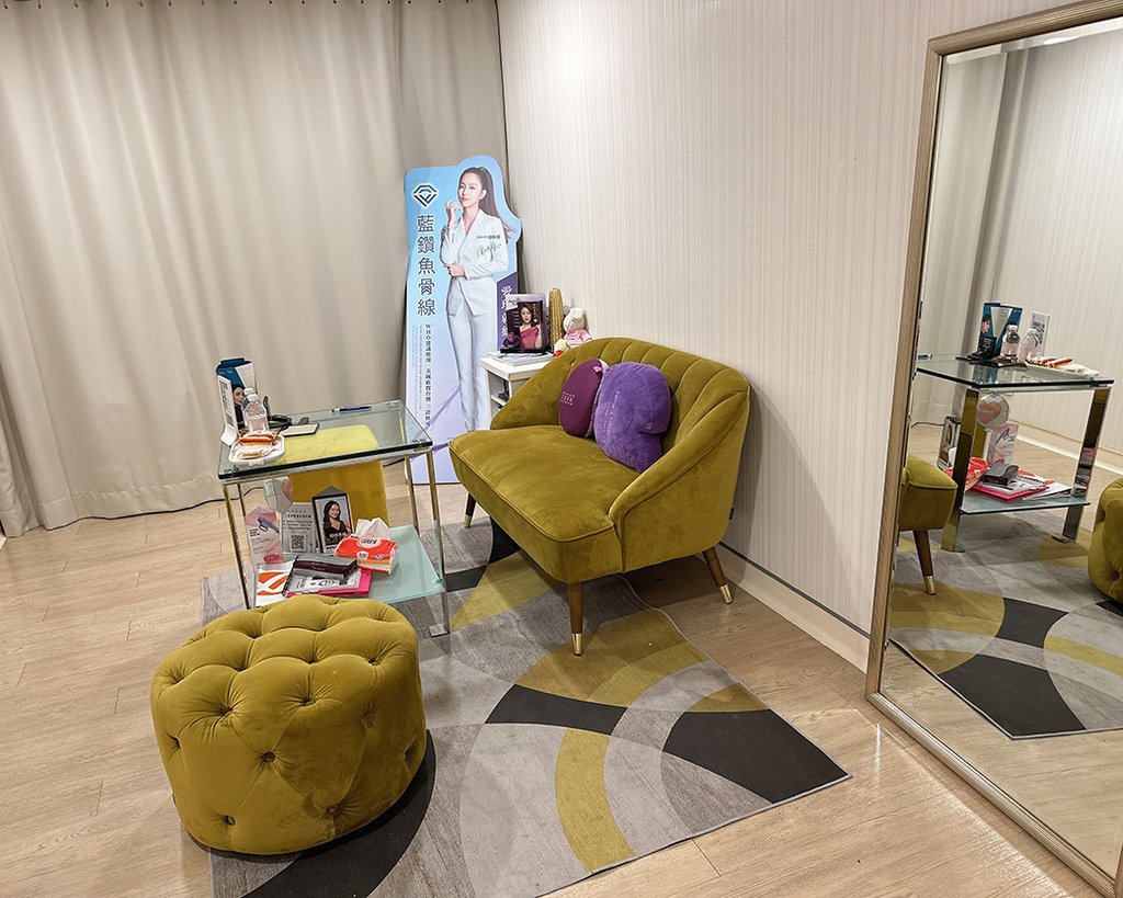 賦真妍5.jpg 賦真妍5.jpg