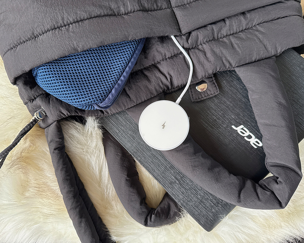 Tougher 15W Qi 磁吸高速充電盤7.jpg