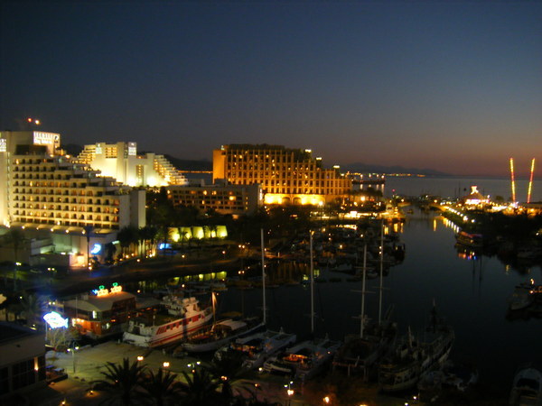 Eilat的海邊夜景