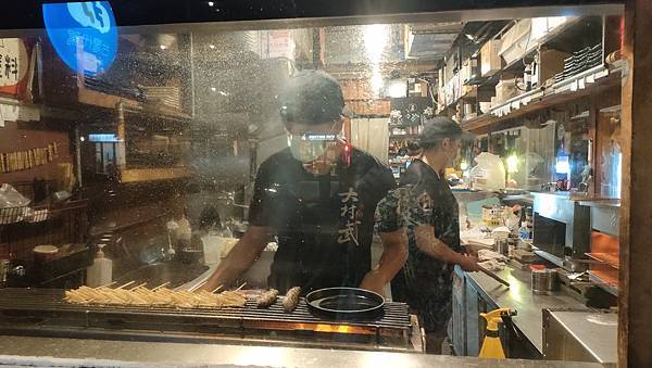 懷舊日式風居酒屋不用坐飛機到日本唷!!就在林基河路的大村