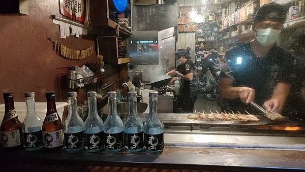 懷舊日式風居酒屋不用坐飛機到日本唷!!就在林基河路的大村