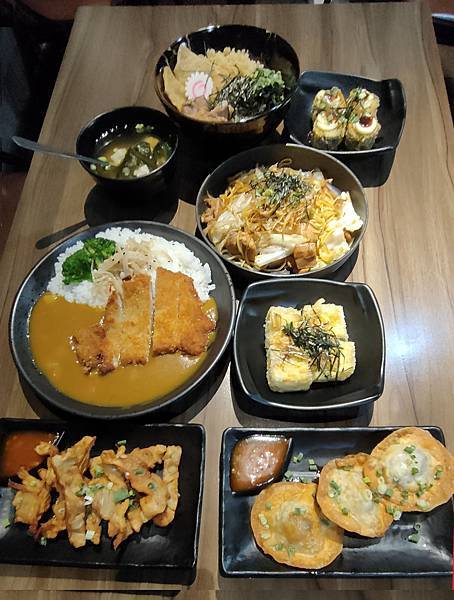 【捷運美食】三民高中站日拾居日式料理~~平價在地美食日式拉麵