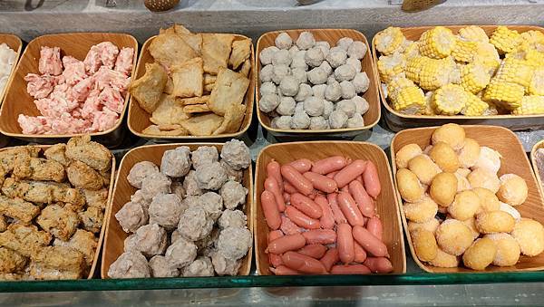 蘆洲必吃美食火鍋.肉肉.牛丼飯通通吃到飽不加服務費 蘆洲必吃美食火鍋.肉肉.牛丼飯通通吃到飽不加服務費