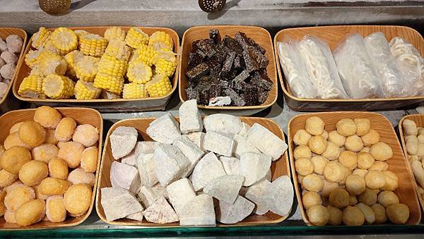 蘆洲必吃美食火鍋.肉肉.牛丼飯通通吃到飽不加服務費 蘆洲必吃美食火鍋.肉肉.牛丼飯通通吃到飽不加服務費