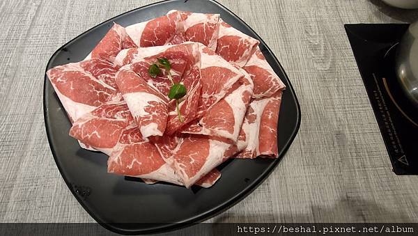 新北市捷運周邊美食推薦|樂釜 Love Hot Pot 極上