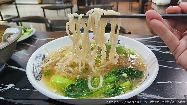 隱藏在新竹竹北巷弄的美食~~滴水川食主題特色餐廳,從一家牛肉