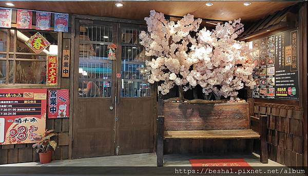 開箱超人氣蘆洲在地炭火燒烤【昭和園日式燒肉】和牛/生蠔/龍蝦 開箱超人氣蘆洲在地炭火燒烤【昭和園日式燒肉】和牛/生蠔/龍蝦