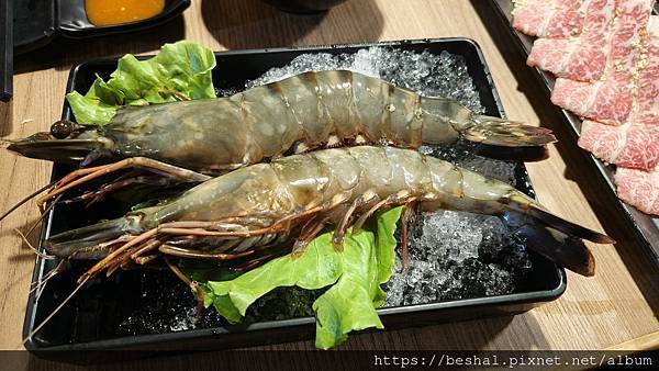 開箱超人氣蘆洲在地炭火燒烤【昭和園日式燒肉】和牛/生蠔/龍蝦 開箱超人氣蘆洲在地炭火燒烤【昭和園日式燒肉】和牛/生蠔/龍蝦