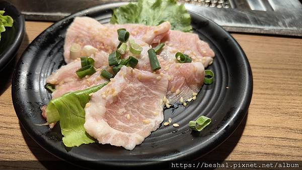 開箱超人氣蘆洲在地炭火燒烤【昭和園日式燒肉】和牛/生蠔/龍蝦 開箱超人氣蘆洲在地炭火燒烤【昭和園日式燒肉】和牛/生蠔/龍蝦