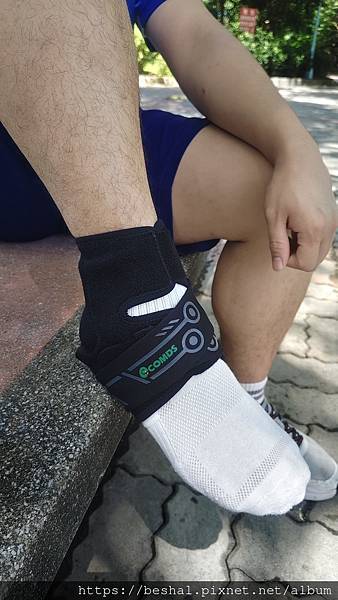 運動日常家務必先做好護踝康得適貼紮機能護踝無尺寸限制家人共